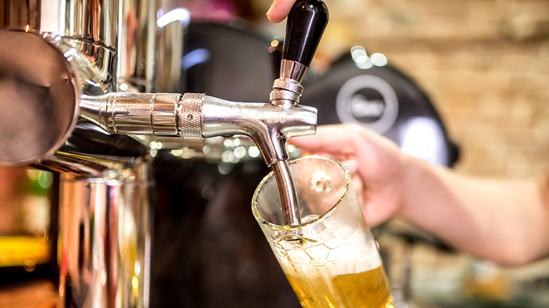 Bierhahn an Bord der Kohl-und-Pinkel-Fahrt